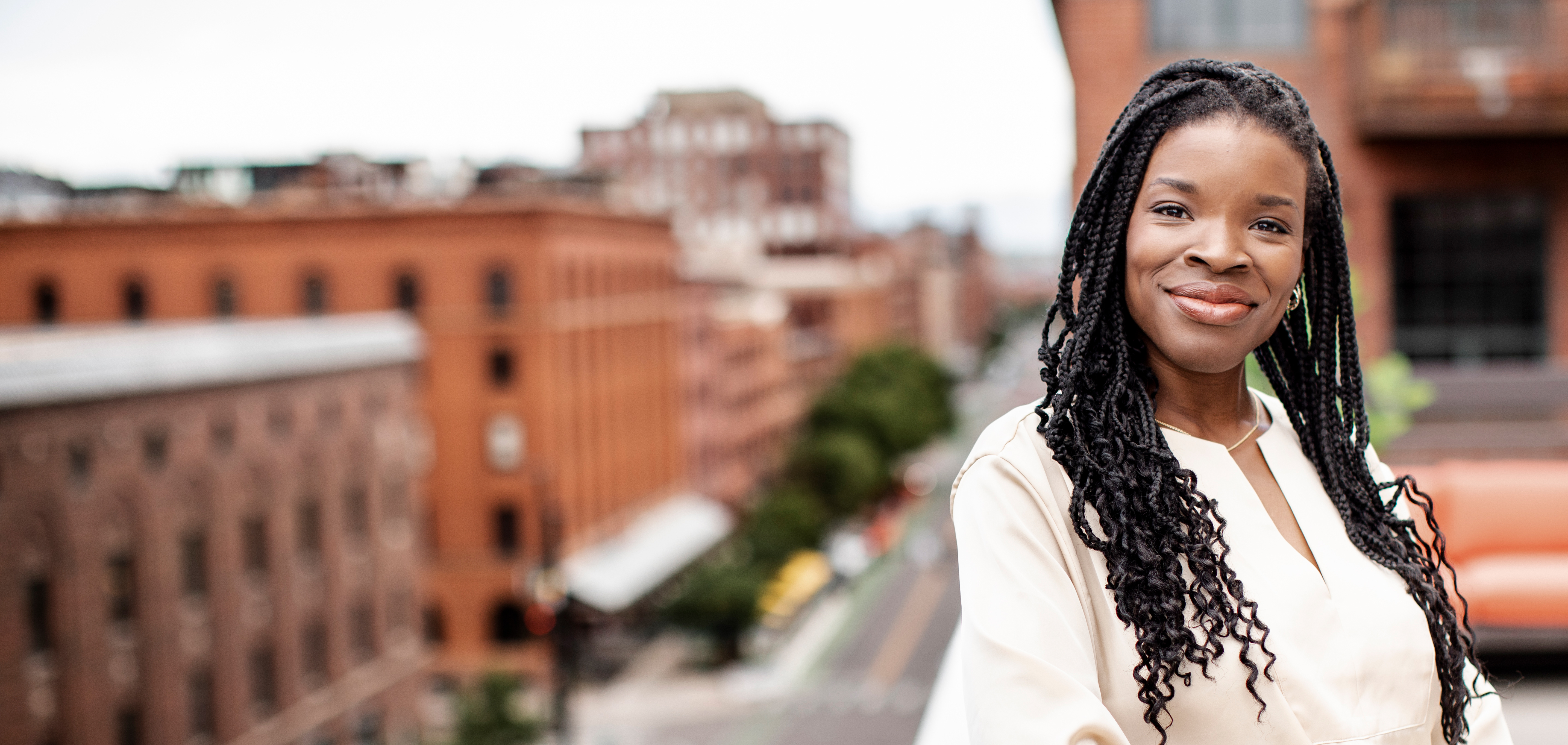 portrait of a business woman in the city