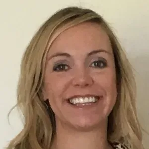 Michelle Reglinski headshot