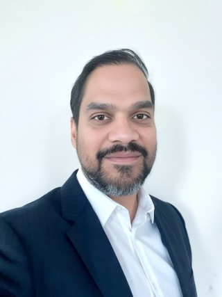 Ayush_Chaturvedi headshot