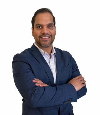 Ayush Chaturvedi Headshot