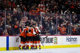 philadelphia flyers team group hug