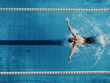 sports swimming