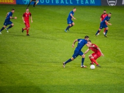 sports soccer players